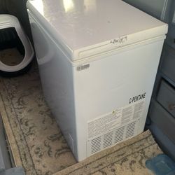 2020 Deep Chest Freezer