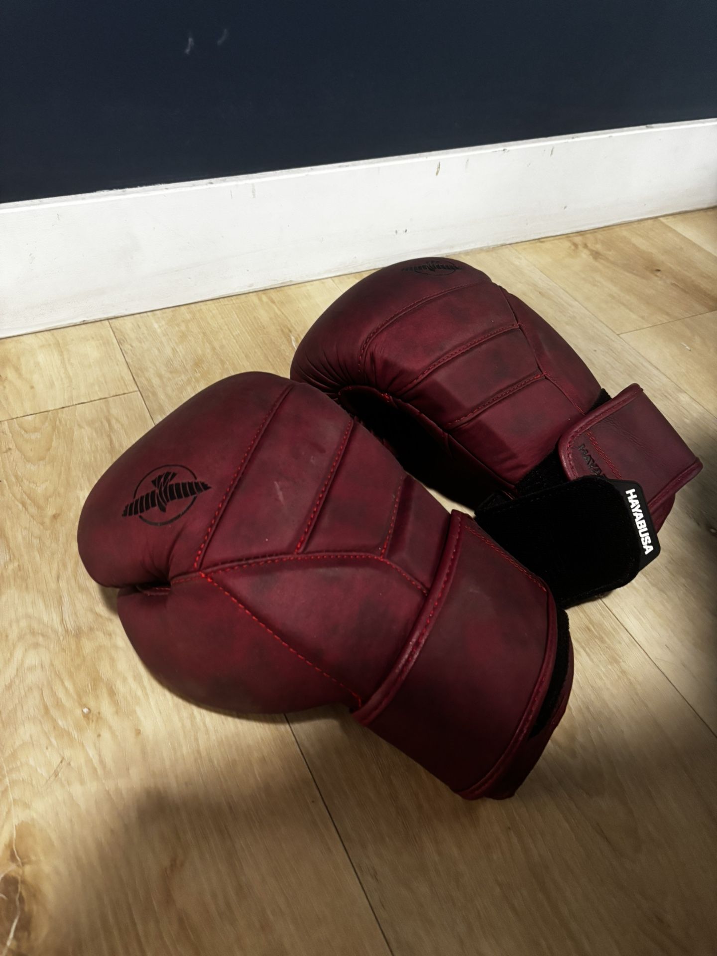 Hayabusa Boxing Gloves / Muay Thai Gloves 16oz