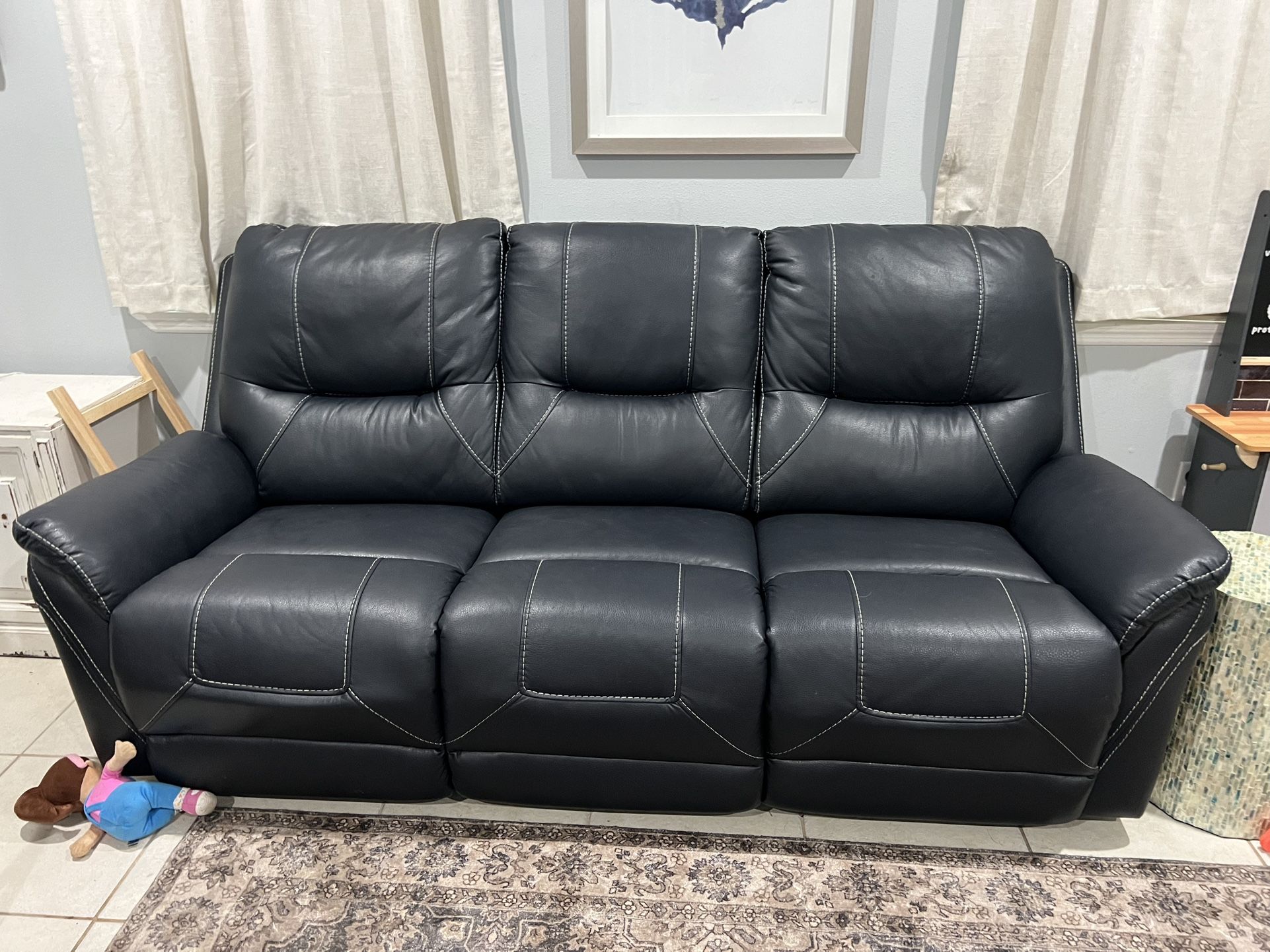 Couch sofa recliner navy blue good condition