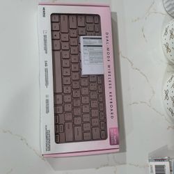 Dual-Mode Wireless Keyboard 