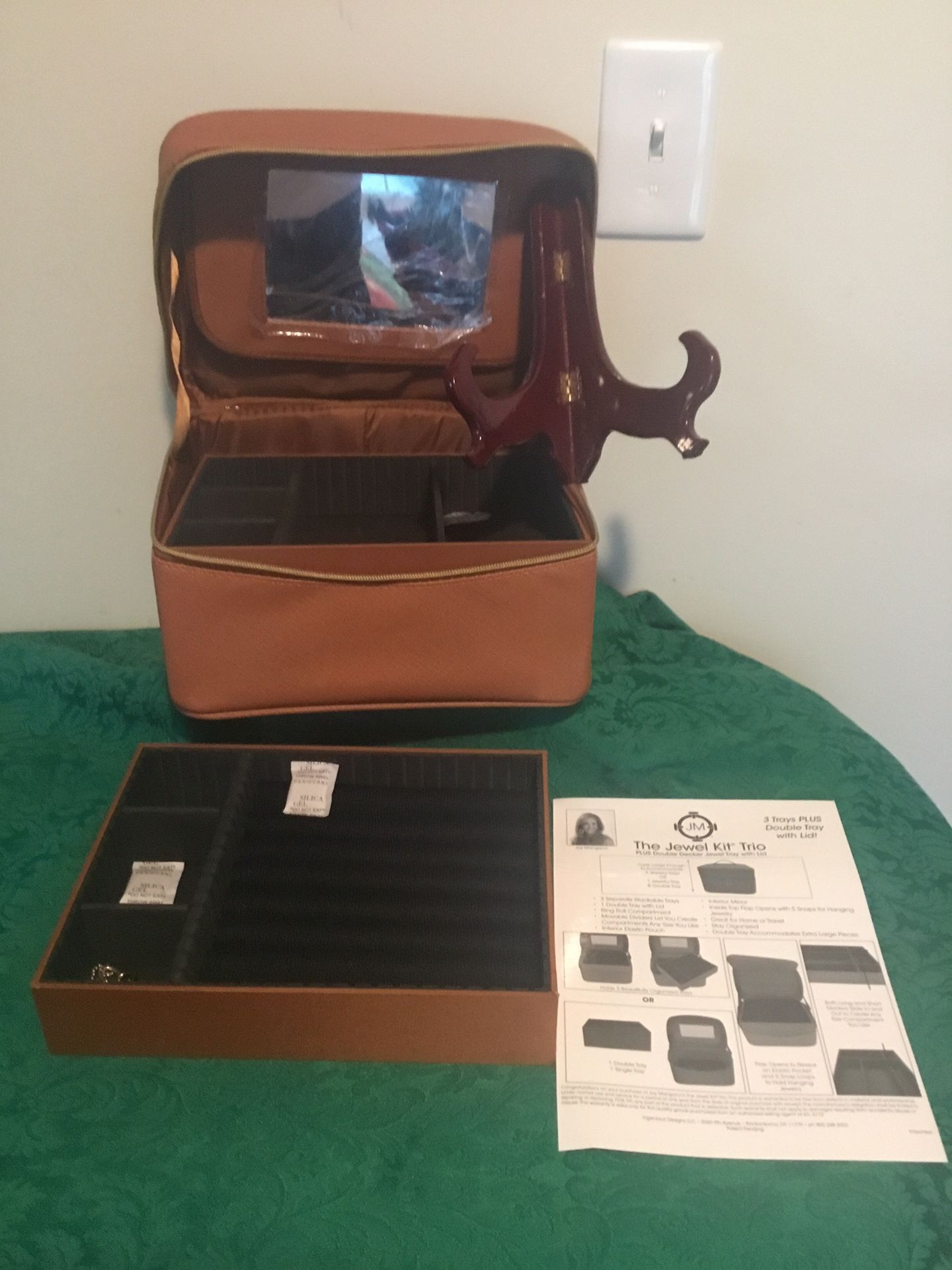 Joy Mangano jewel kit trio double Dekker jewel tray with lid key And mirror