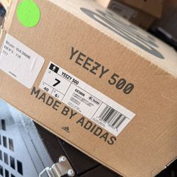 Yeezy 500