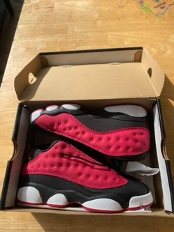 Air Jordans 13 (Size 7)