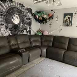 Leather Sectional Couch 