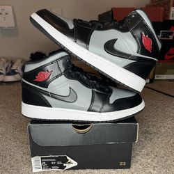  Air Jordan 1 Mid GS Shadow Red - 554725-096 Size 6Y black red gray youth 