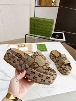 Gucci Slides