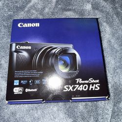 Canon PowerShot sx740 HS 23.3 MP point & shoot camera -black