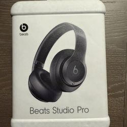 New Beats Studio Pro Headphones 
