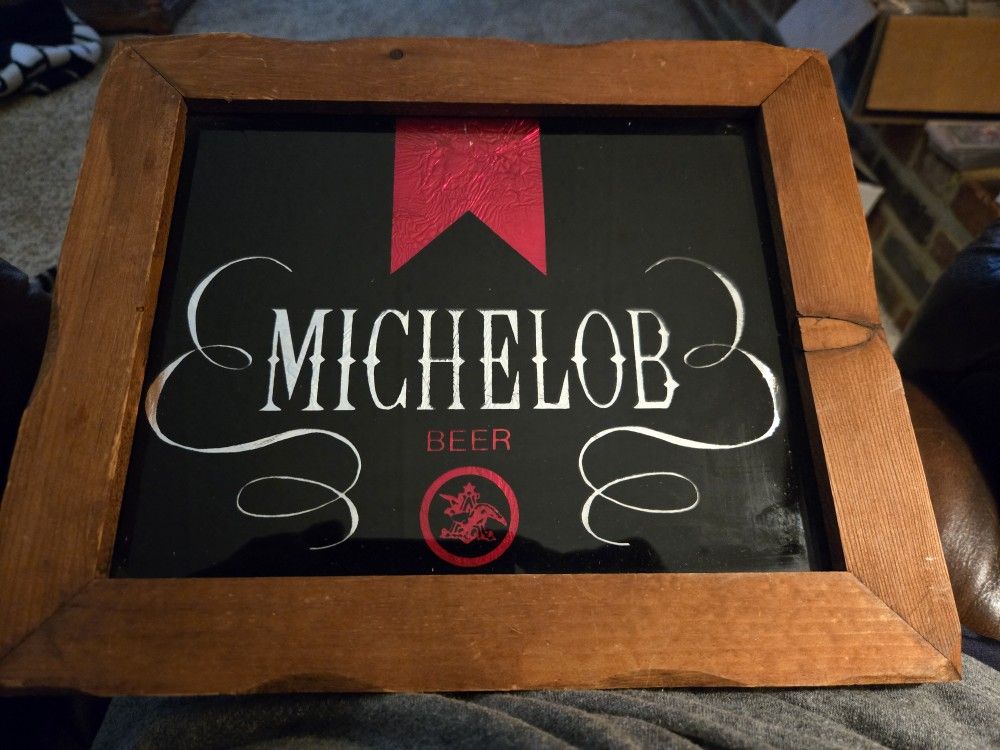 3 Different Collectibles Signs
