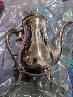 Vintage Leonard Silver Plated Coffee Tea Pot 10” Inch Tall Footed Floral Engraved (Unique Antique!)