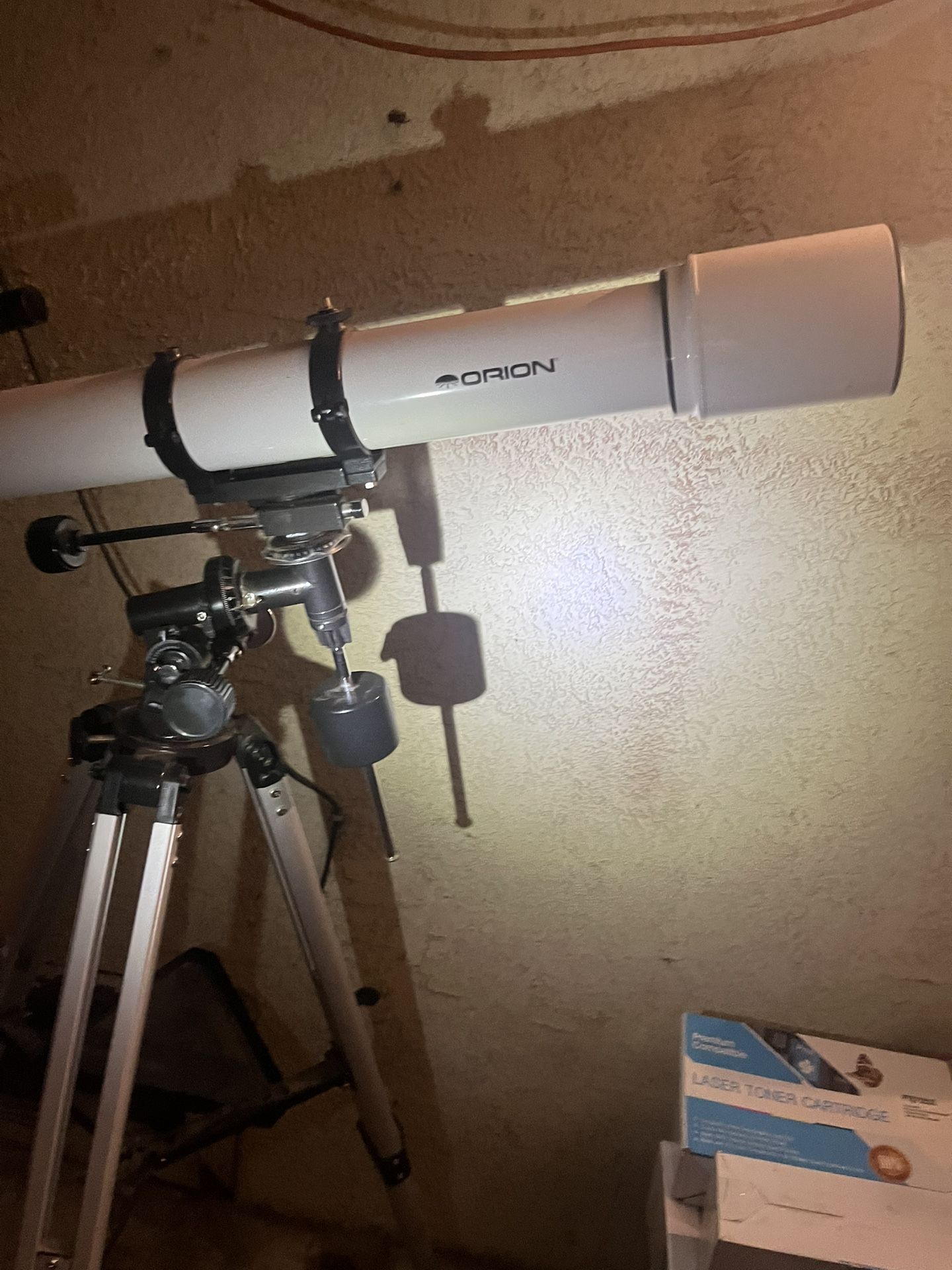 Orion Astro View 90mm EQ  Telescope