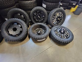New 22" DUALLY WHEELS, RINES AND TIRES  8LUG BOLT  PATTERNS FOR CHEVY GMC FORD RAM AND DODGE   CALI OFF ROAD SUMMIT 