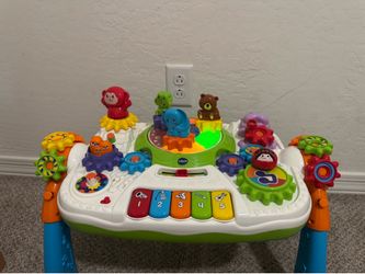 VTech Sit-to-Stand Learning Table - Animals, Piano, Lights & Music