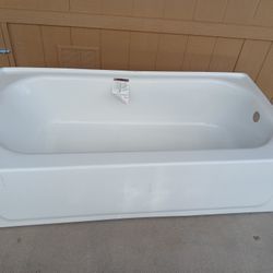 Boots Brand Bathtub Right Drain