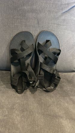 Black chaco candles size men’s 7.5