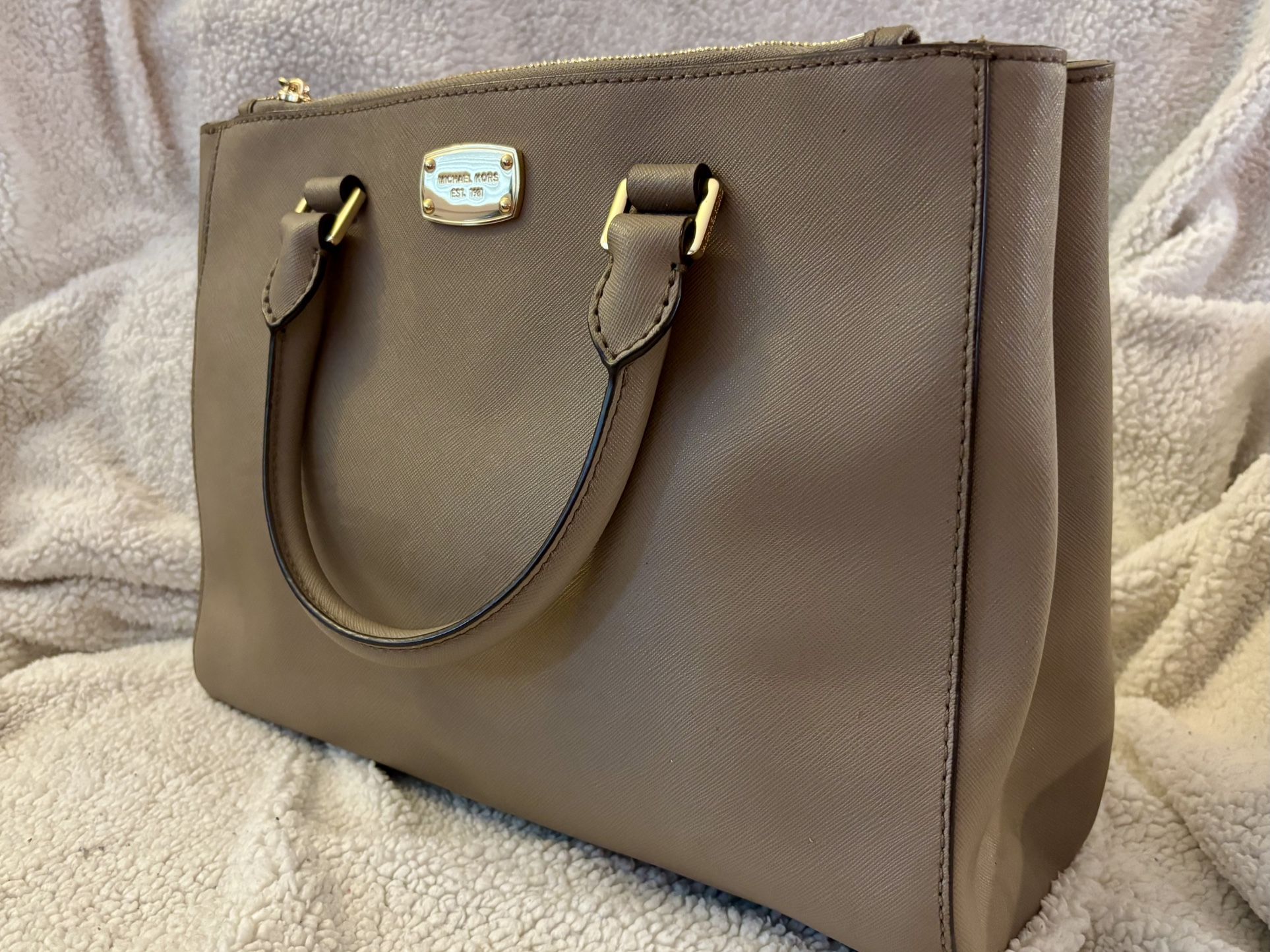 Michael Kors Leather Bag