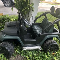 Power Wheels Jeep Wrangler Willys Ride-On Battery Powered Vehicle 