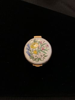 Crumbles& company made in England pillbox