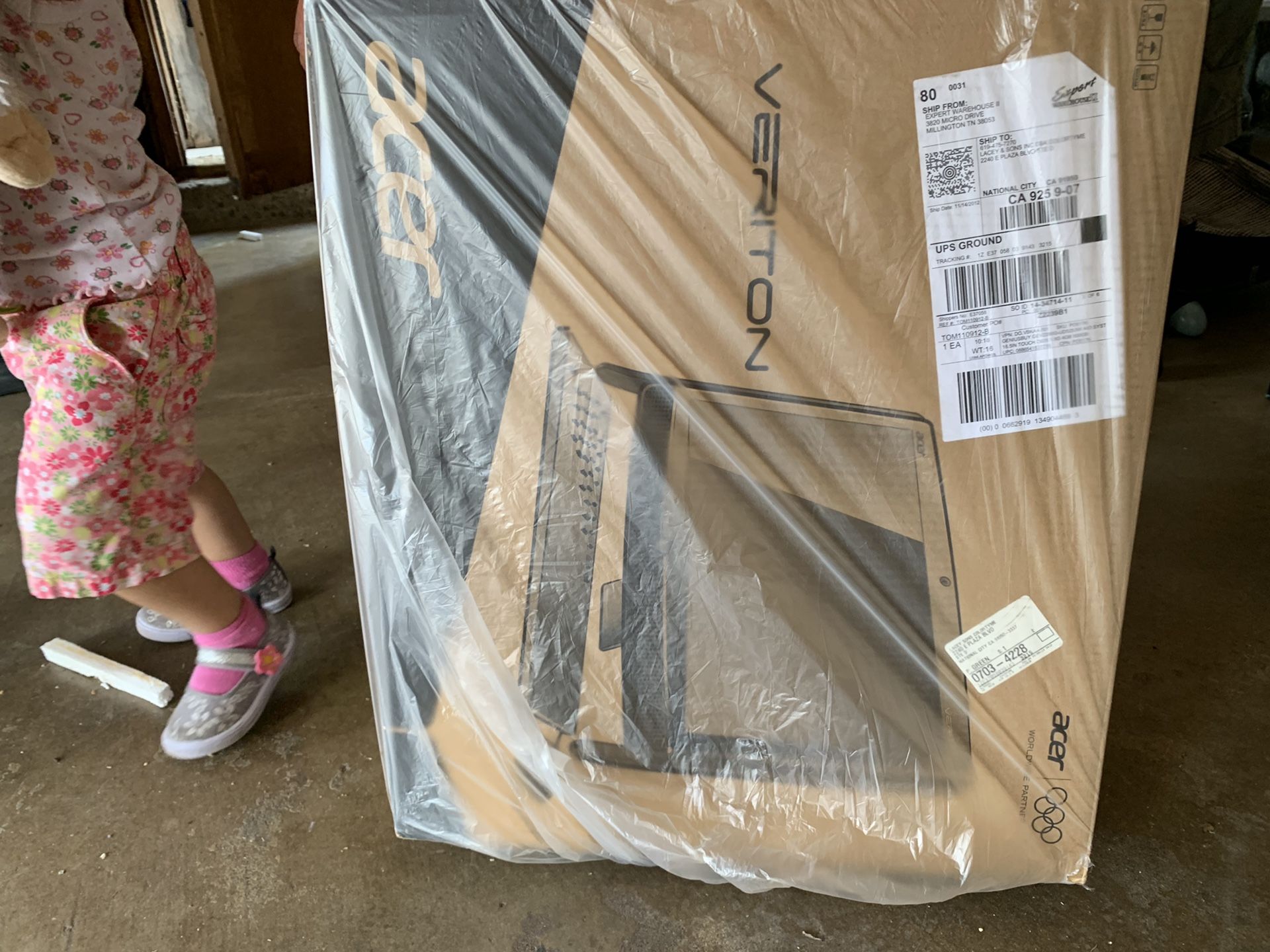 Acer computer and HP printer