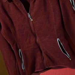 Burgundy Color Sweater Medium Size 