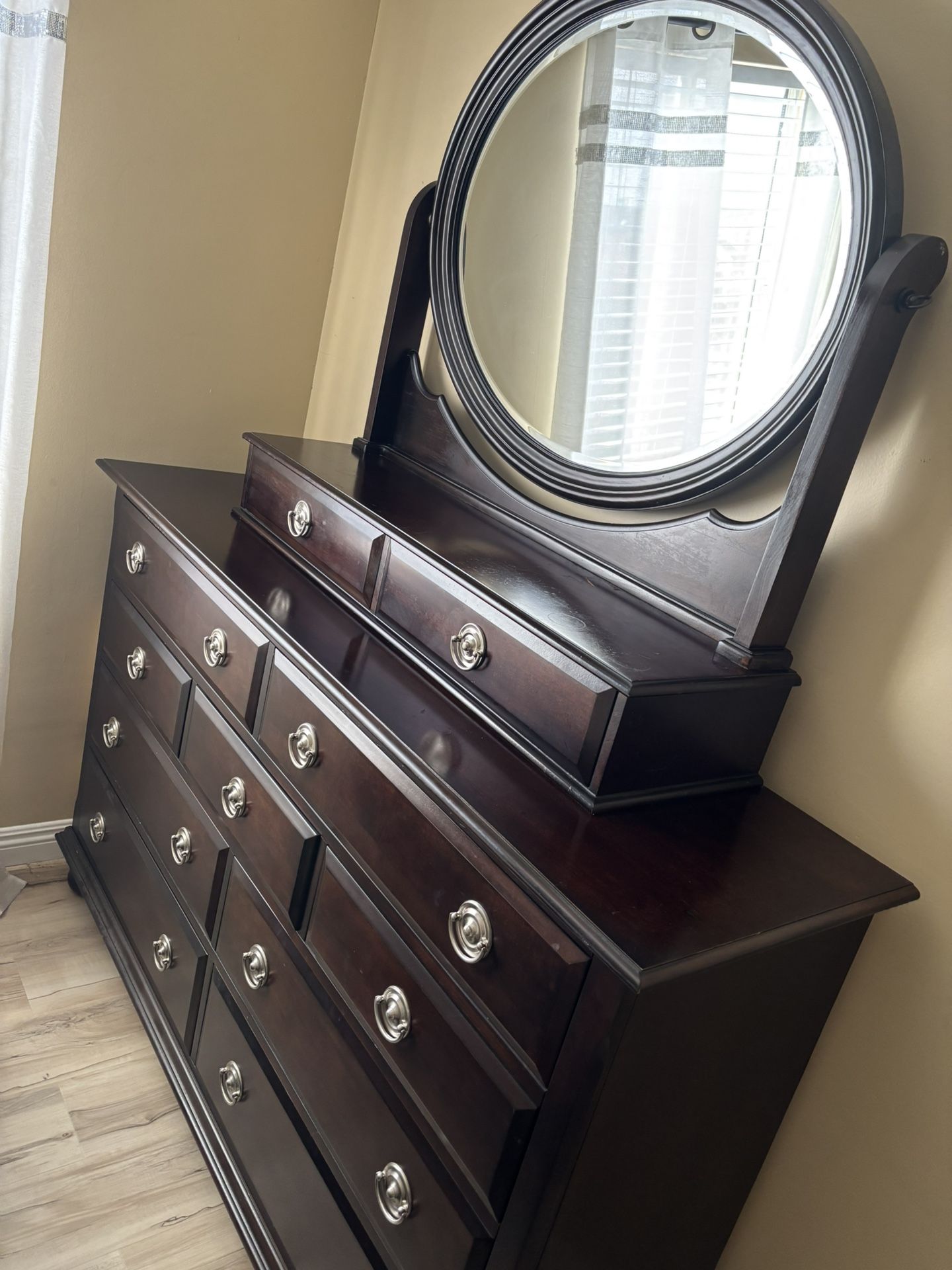 Dresser & Mirror And 2 Nightstands