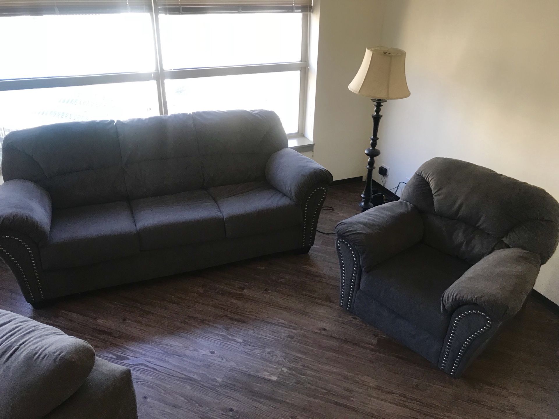 BEAUTIFUL GREY COUCH SOFA SET grey couch