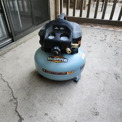 McGraw Compressor 6 Gallon Pancake