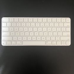 Apple Magic Keyboard 