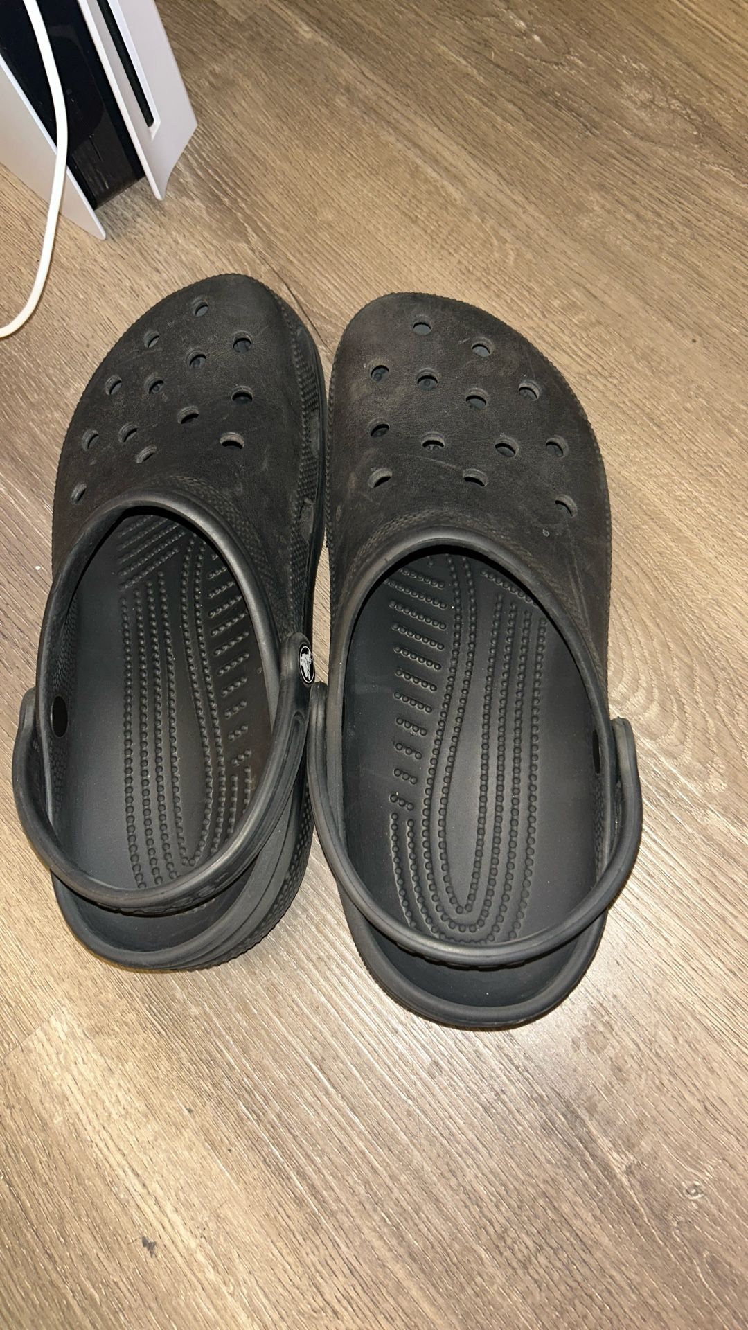 Black Crocs