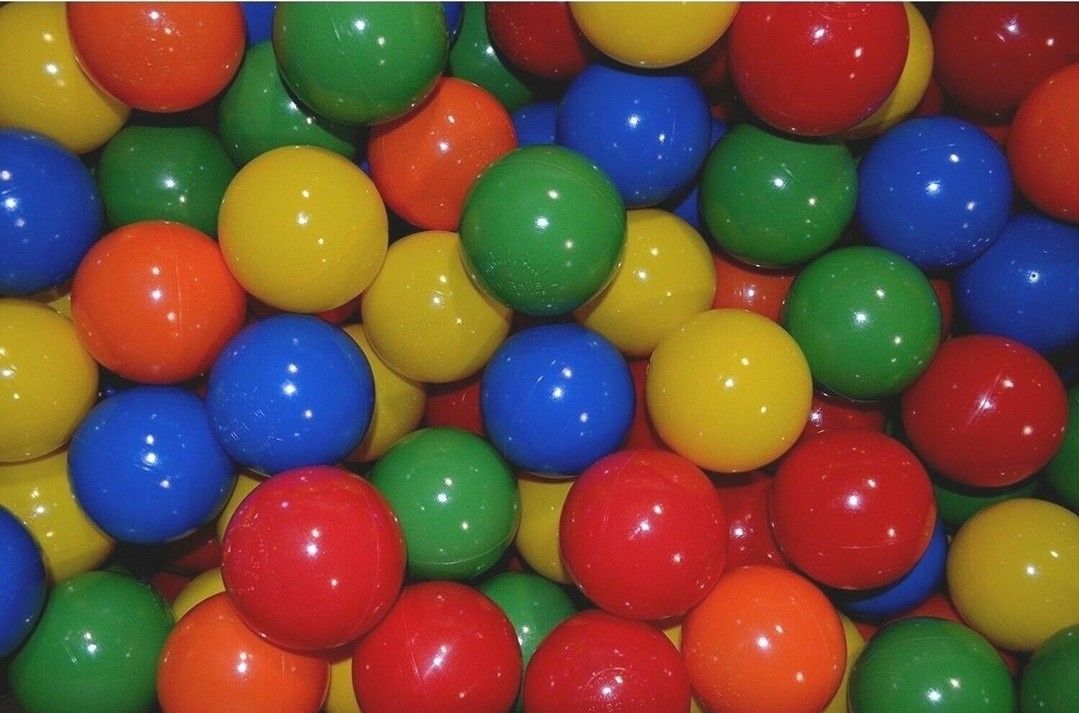 Brand New 400 Jumbo 3" Size Ball Pit Balls