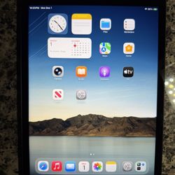 Apple iPad 9th Generation - MAKE OFFER