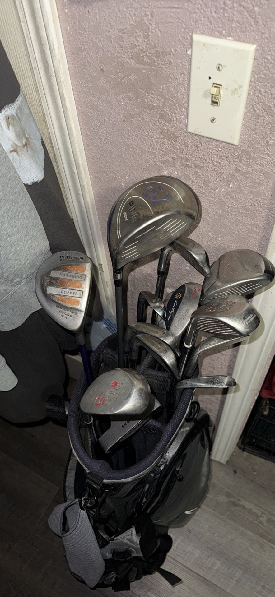 Whole set of golf clubs 
