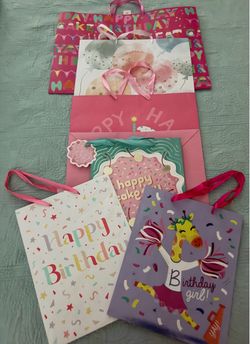 6 Birthday Gift Bags