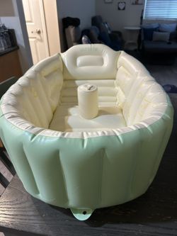 Sea Animals Inflatable Bathtub 