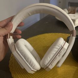 Ghostek Bluetooth headphones