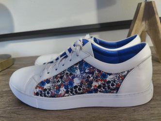 Men's Skull Sneakers Size 11
