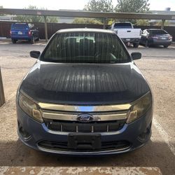 2010 Blue Ford Fusion