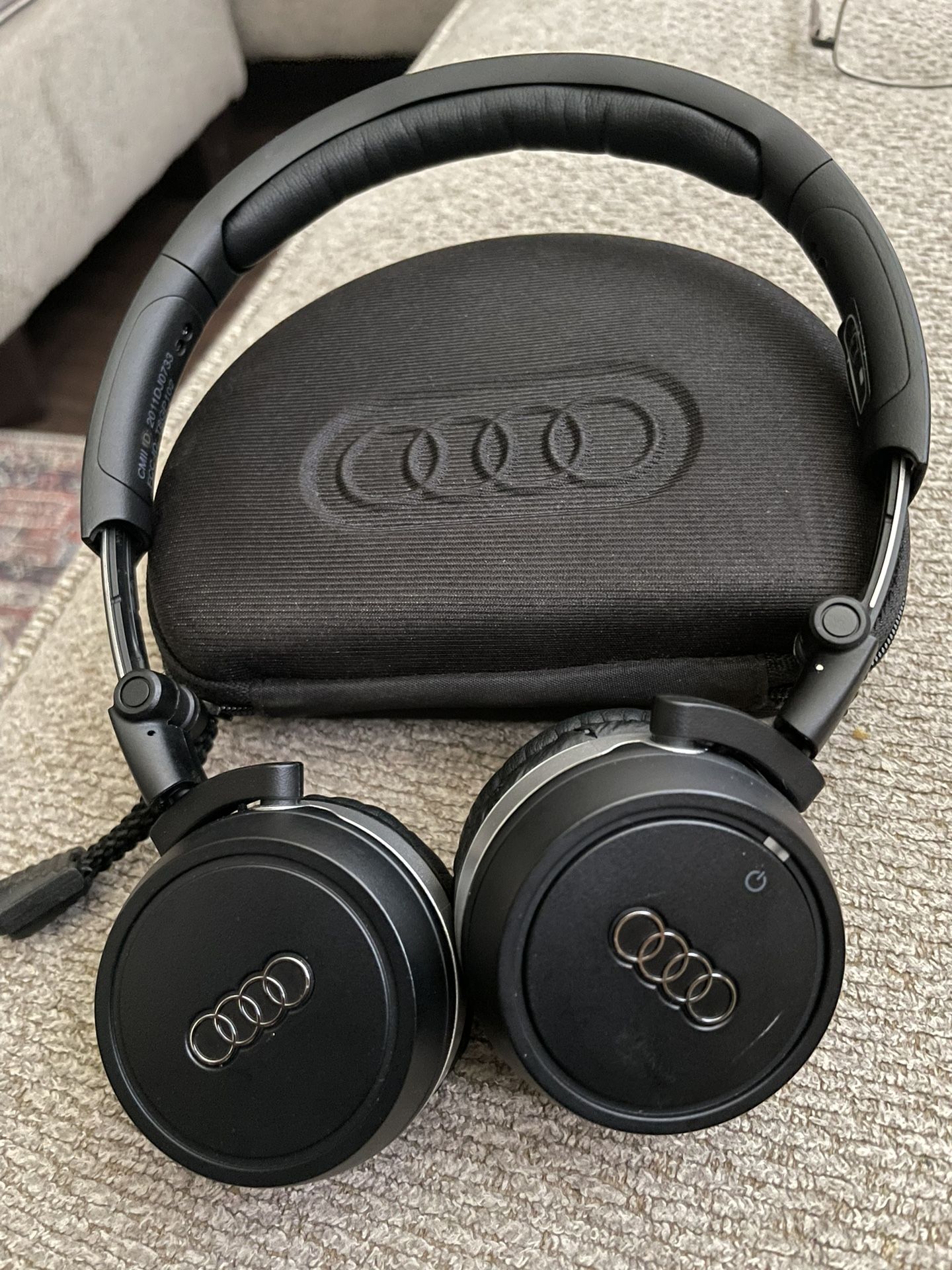 Audi Bluetooth Headphones