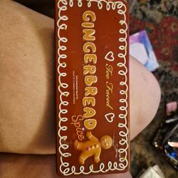 Too Faced Gingerbread Spice Eyeshadow Palette