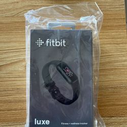 NEW Fitbit Luxe