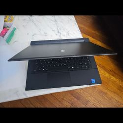 Alienware M16 R2 Intel Core Ultra 9 5.1/1TB/16Gig/8Gig4070 1yr Warr - $1,300 