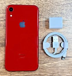 iPhone XR |64GB| Unlocked To Any Carrier (Liberado)✅
