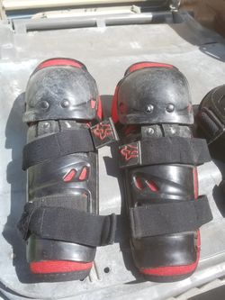 Youth motocross knee and elbow pads
