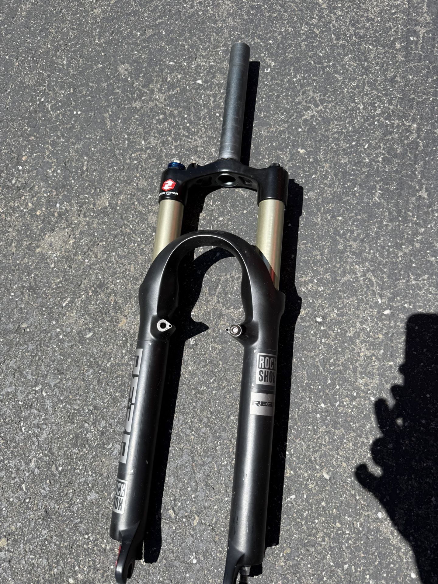 32mm RockShox Air Suspension Mountain Bike