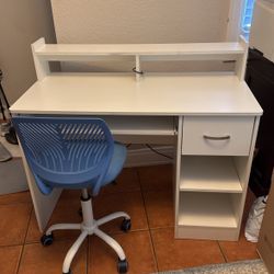 Kids Desk and Chair