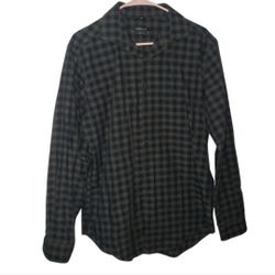 VanHeusen Mens Slim Fit Plaid Dress Shirt