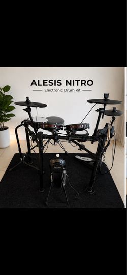 Alesis Nitro Mesh Electronic Drum Kit + Drum Throne + Amplifier –