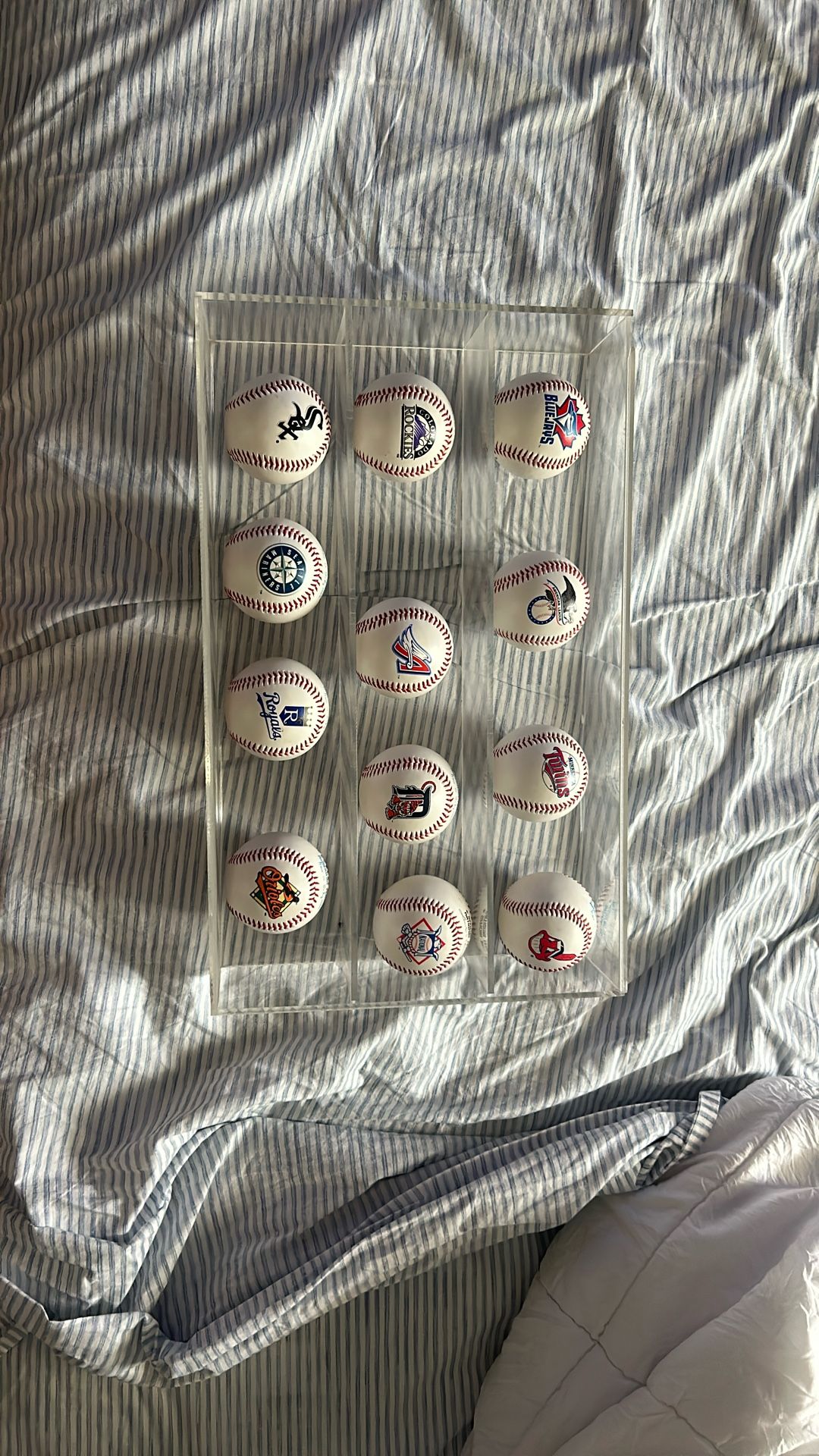 MLB Official League Baseballs with Vintage Team Logos