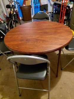 Card table