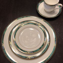 Lenox Fine China Kelly